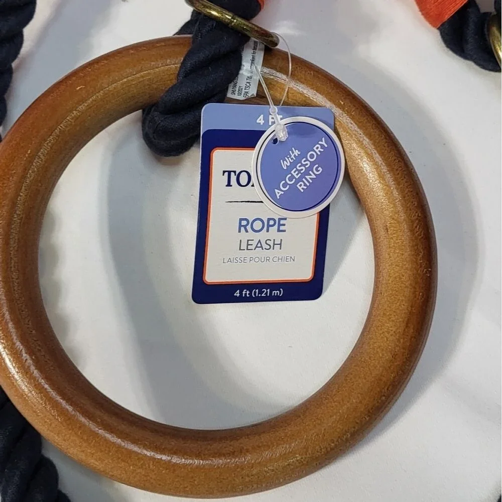 Top Paw NWT Navy Blue 4ft Rope Dog Leash With Accessory Ring & Wood Handle